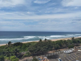 Charming 2-Bedroom Apartment with Breath-taking 180-Degree Sea Views for Sale