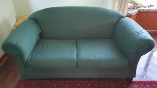 Lounge suite (3-2-1) available - Ad posted by Nigel Berjak