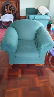 Lounge suite (3-2-1) available - Ad posted by Nigel Berjak