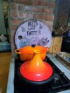 Flamingo Le Creuset number 35 Braising Pot