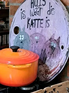 Flamingo Le Creuset number 35 Braising Pot