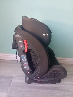 Joie Stages carseat plus infant insert