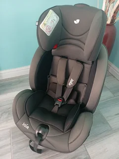 Joie Stages carseat 0-25kg