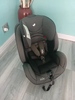 Joie Stages carseat 0-25kg