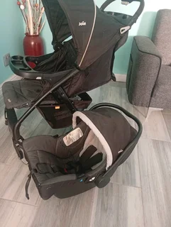 Joie travel system