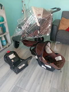 Chelino Urban Detour 3-wheel travel system with extras