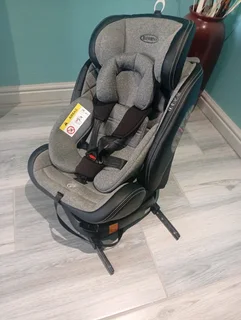 Bambino I-Rotate rotating isofix carseat 0-36kg