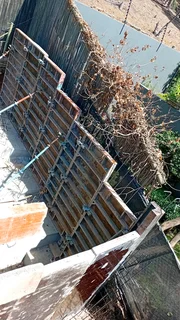 Concrete shuttering and steel reinforcement