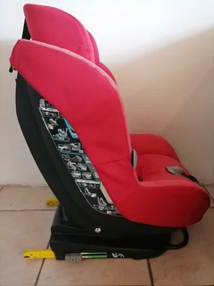 Bargain! Maxi Cosi Milofix Top Rated Car Seat