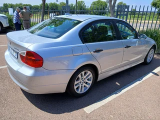 2006 BMW 3 Series Sedan