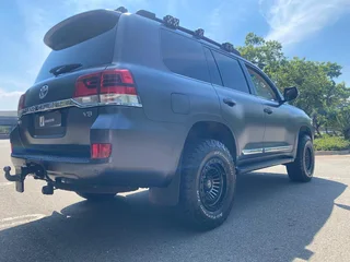 2018 Toyota LC200 4.5 VX-R &#64; R1 389K