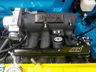 Honda Bseries AEM fuelrail and regulator