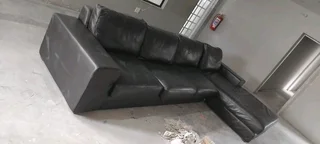 Seventa daybed, leather. R26 000