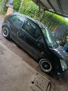 2005 Ford Fiesta Hatchback