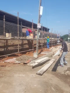 Scaffolding for hire from R50 a set per day NEGOTIABLE. We deliver all over KWAZULU NATAL