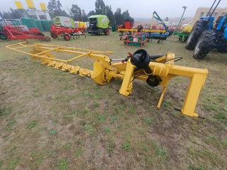 Vermeer 7050 7 Disc Mower