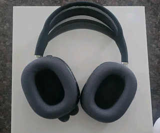 Airpods Max over the ears headphones  Midnight (Sealed)