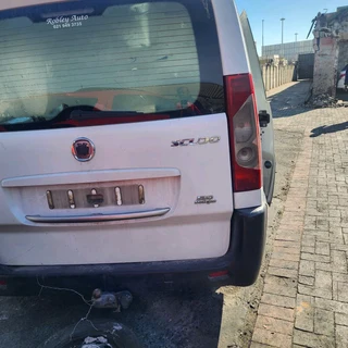 2010 fiat scudo