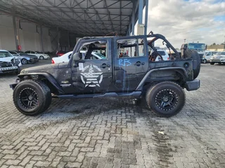 2016 Sahara wrangler unlimited 3.6l Automatic l