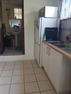 Victory Park Garden Cottage Female