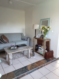 Victory Park Garden Cottage Female