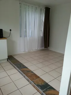 Victory Park Garden Cottage Female