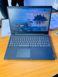 Lenovo i3 8th gen Laptop