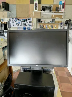 Hp 23inch monitor fhd R950