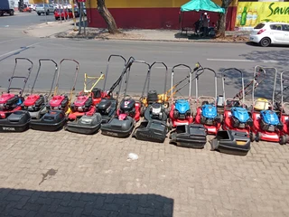 Lawnmowers - Ad posted by Gon Computer