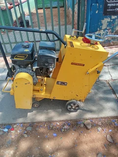 Concrete cutter