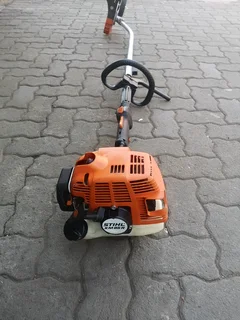 Stihl km85R edge trimmer