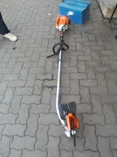 Stihl km85R edge trimmer