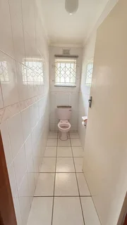 Stunning 2 bedroom house for sale in Seaview