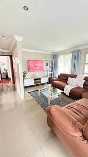 Stunning 2 bedroom house for sale in Seaview