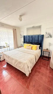 Stunning 2 bedroom house for sale in Seaview