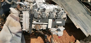 Merc benz w205  274910 engine for sale
