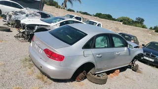 Audi B8 1.8tfsi  cdh engine steipping for spares