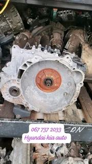 Hyundai ix35  kia sportage 2.0 automatic gear box for sale