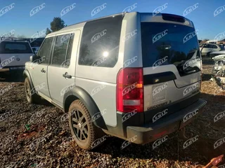 Land rover descovery 3 stripping for spares