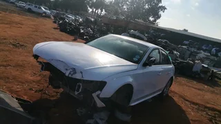 Audi B8 1.8TFSI CJE engine stripping for spares