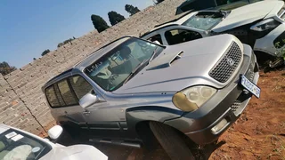 Hyundai terrecan 2.7 diseal stripping for spares