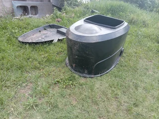 Pool pump cover with tray