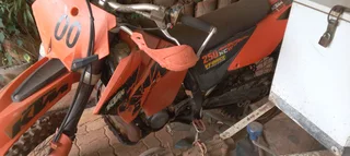 2006 KTM 250 XC-W Dirt Bike