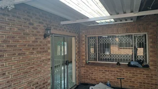 Granny cottage to let in Ashley Pinetown