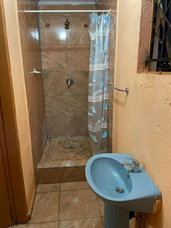 Garage size bachelor room in Protea Glen ext 22