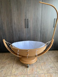 Cradle - Ad posted by Michael Petroff