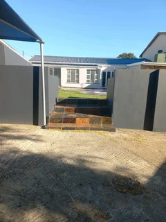 Willowpark. 3 bed,2 bath house