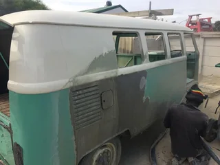 Wet Blasting and Vapor Blasting Services – Gentle on Surfaces, Tough on Dirt!