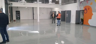Polyurethane screed flooring