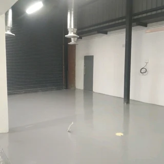 Tiling and polyurethane screeding